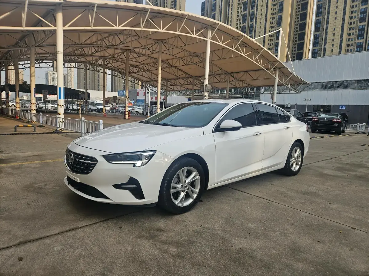 2020 Buick Regal 1.5T 169HP L4 9AT
