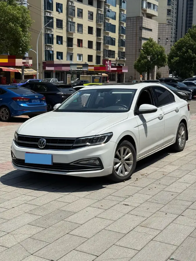 2019 Volkswagen Bora 1.5L 116HP L4 6AT