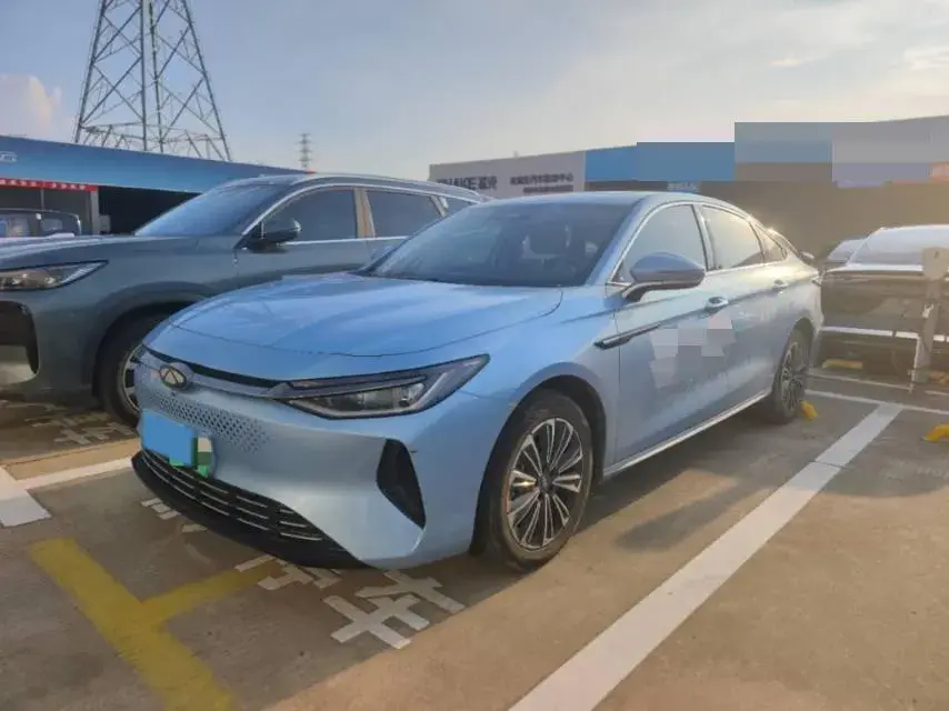 2024 Fulwin FulwinA8 1.5T 156HP L4 1DHT PHEV 18.3KWH