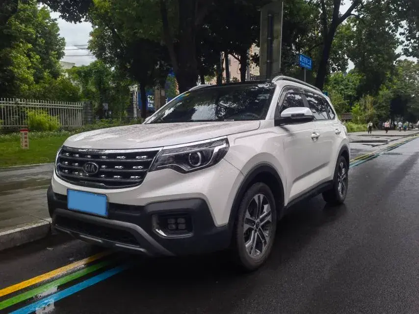 2018 Kia Sportage R 2.0L 160HP L4 6AT