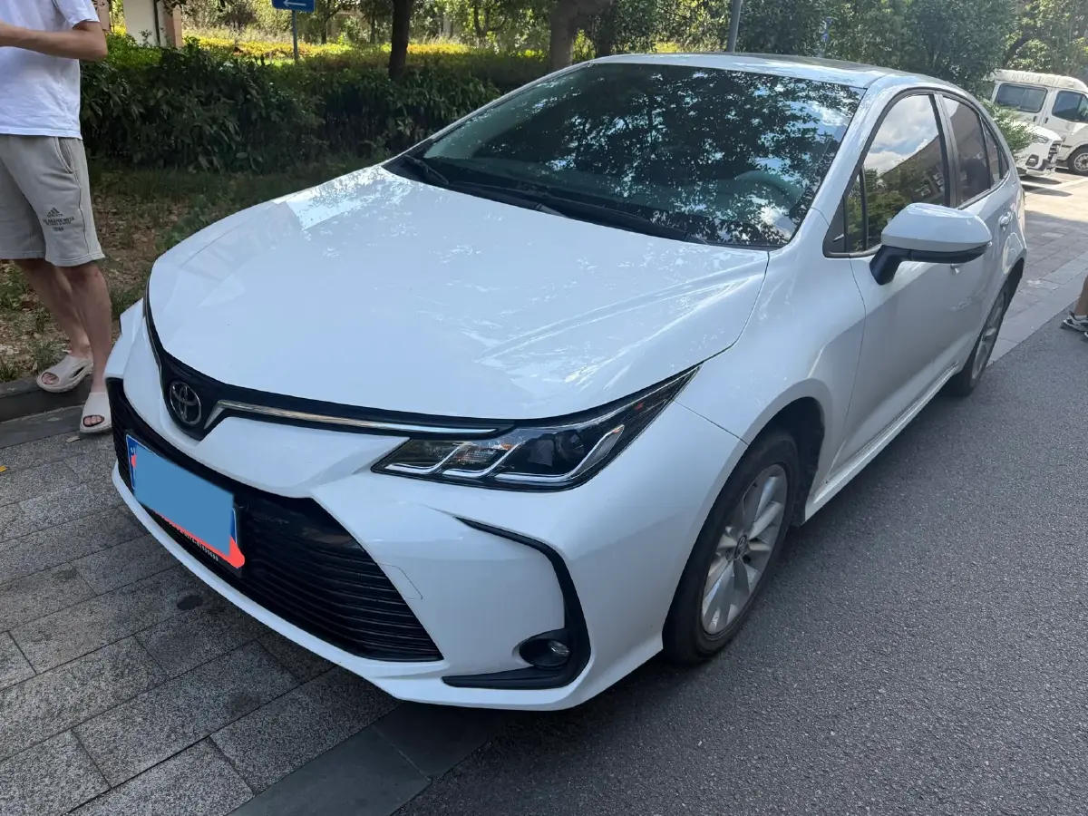 2021 Toyota Corolla 1.2T 116HP L4 CVT