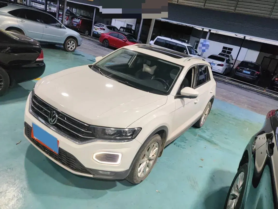 2022 Volkswagen T-Roc 1.4T 150HP L4 7DCT