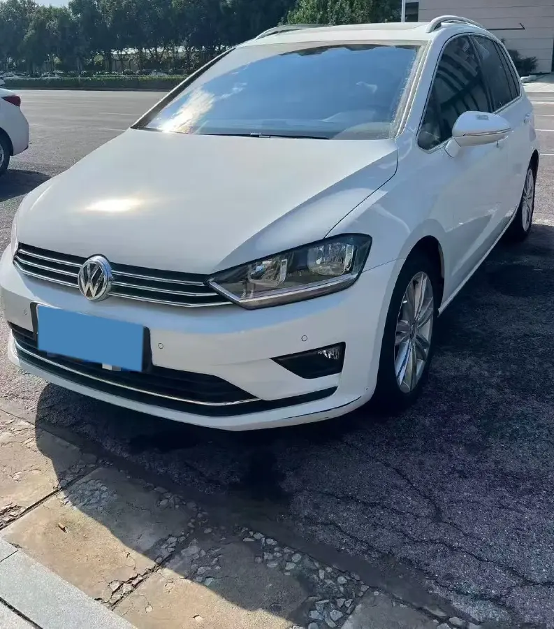 2018 Volkswagen Golf Sportsvan 1.4T 131HP L4 7DCT