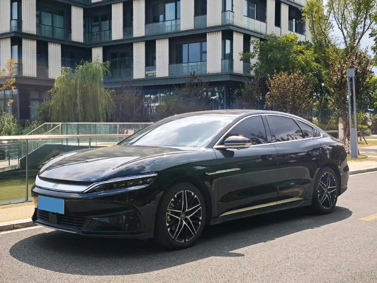2025 BYD Han BEV 72KWH