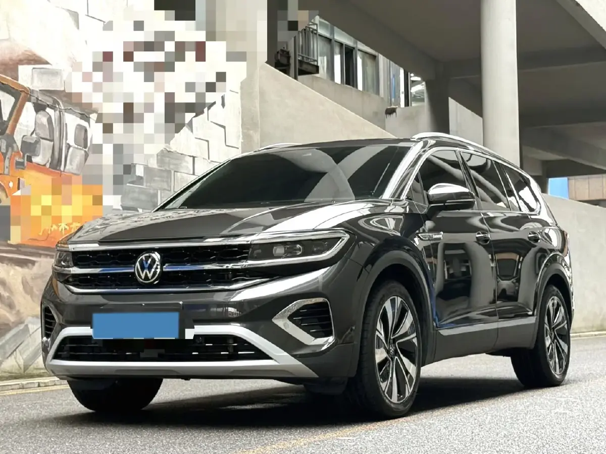 2024 Volkswagen Talagon 2.0T 220HP L4 7DCT