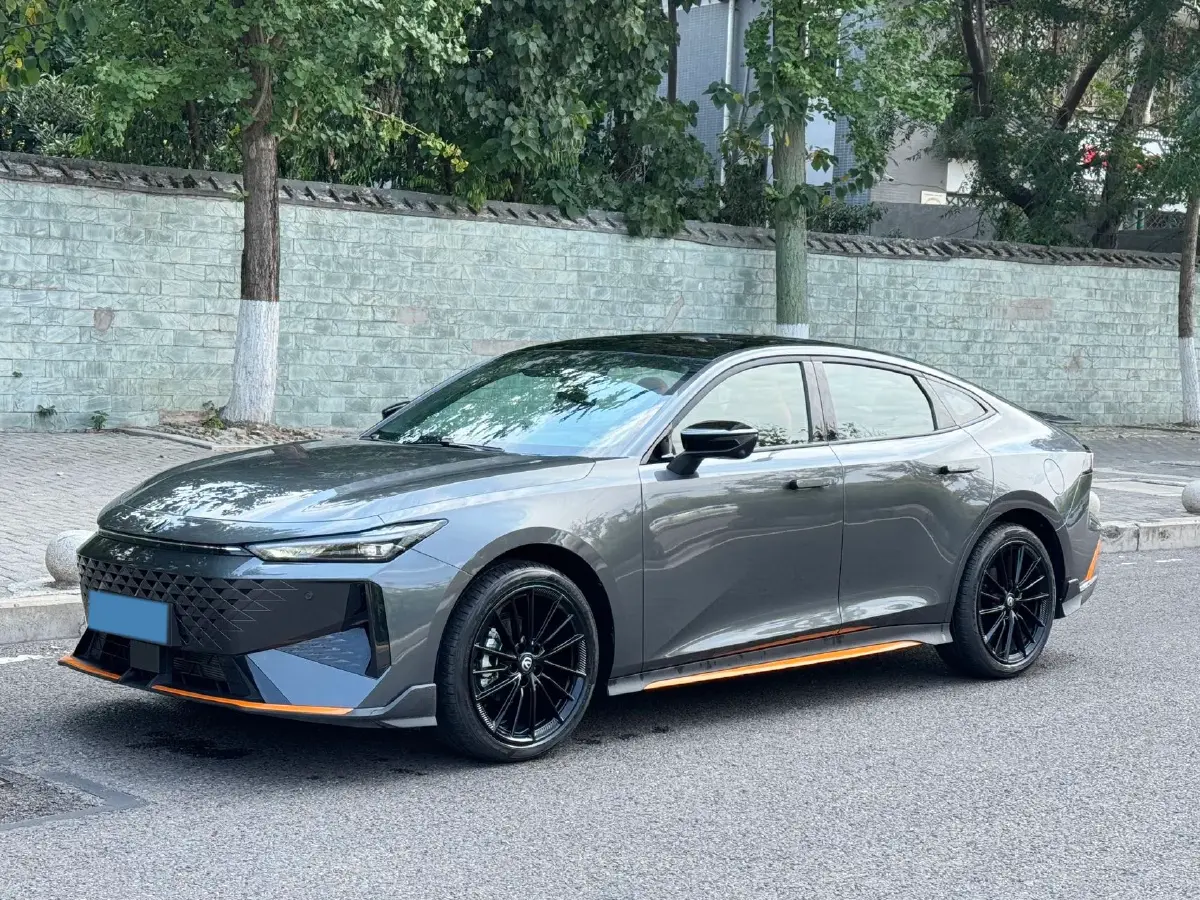 2024 ChangAn UNI-V 1.5T 188HP L4 7DCT