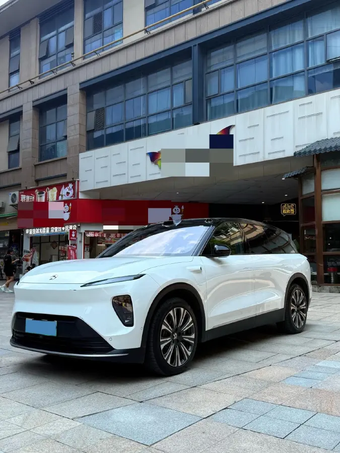 2024 NIO ES8 BEV 75KWH