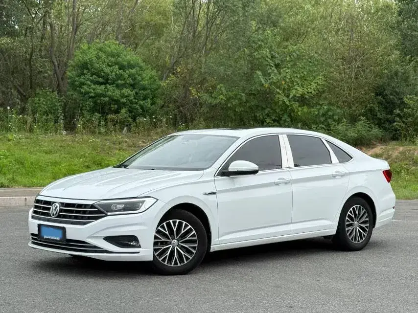 2020 Volkswagen Sagitar 1.4T 150HP L4 7DCT