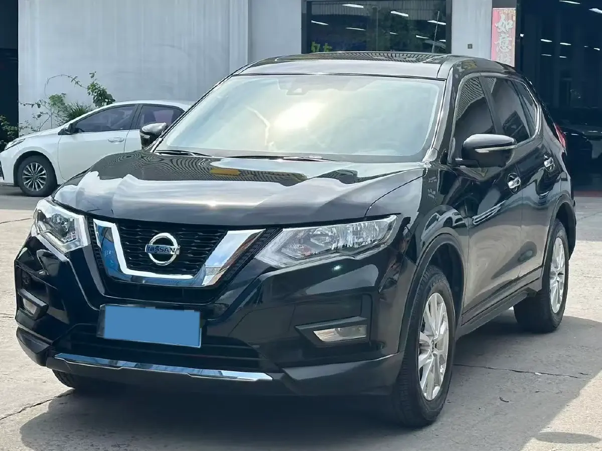 2023 Nissan X-Trail 2.0L 151HP L4 CVT