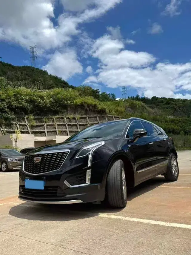 2022 Cadillac XT5 2.0T 237HP L4 9AT