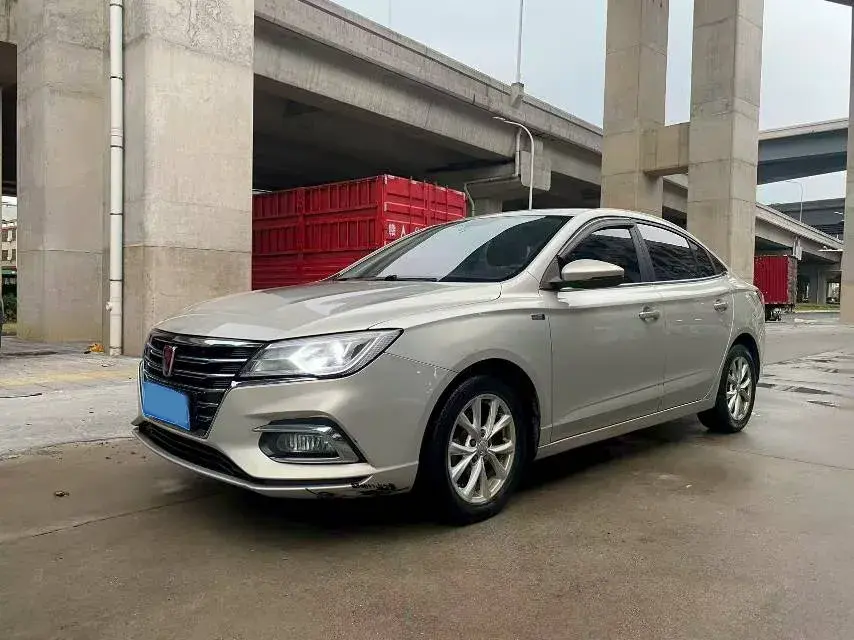 2019 Roewe i5 1.5L 120HP L4 CVT