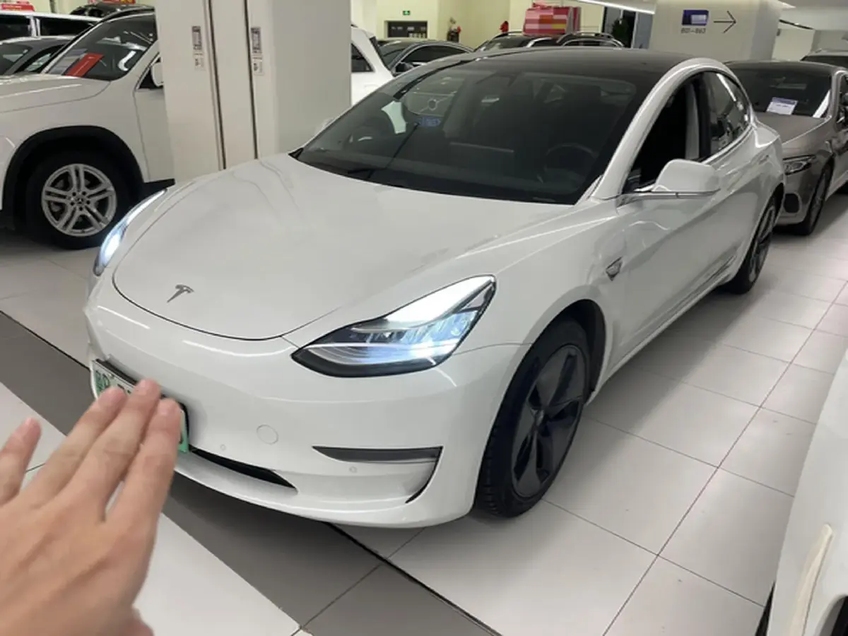 2019 Tesla Model 3 BEV 81KWH