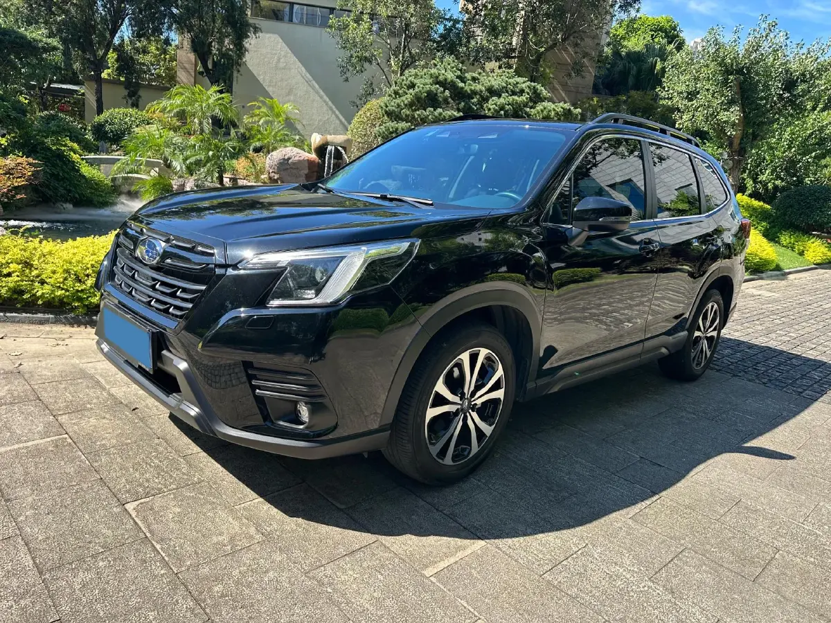 2024 Subaru Forester 2.5L 169HP H4 CVT