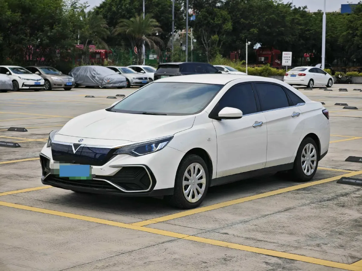 2020 Venucia D60 EV BEV 50KWH,autocango,china used car exporter,china ev exporter,chinese used car exporter,chinese used ev exporter