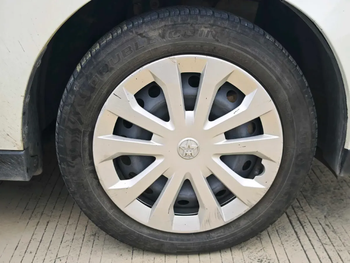 2020 Venucia D60 EV BEV 50KWH,autocango,china used car exporter,china ev exporter,chinese used car exporter,chinese used ev exporter