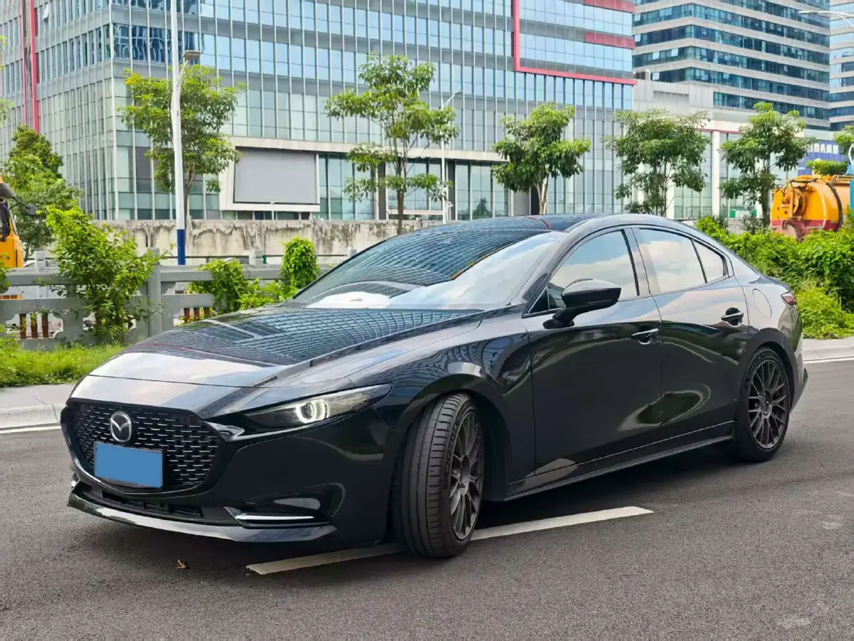 2020 Mazda 3 Axela 2.0L 180HP L4 6AT