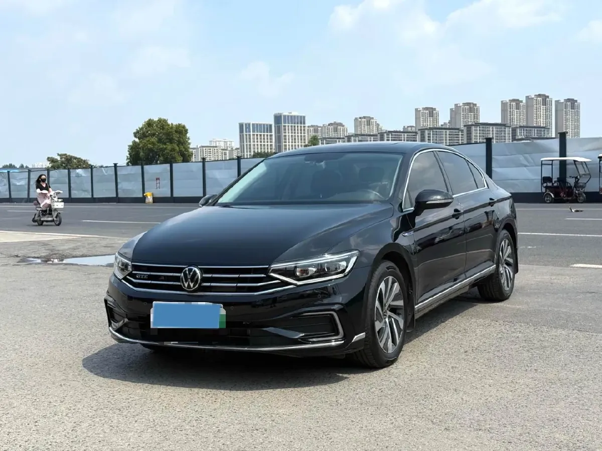 2022 Volkswagen Magotan GTE 1.4T 150HP L4 6DCT PHEV 13KWH,autocango,china used car exporter,china ev exporter,chinese used car exporter,chinese used ev exporter