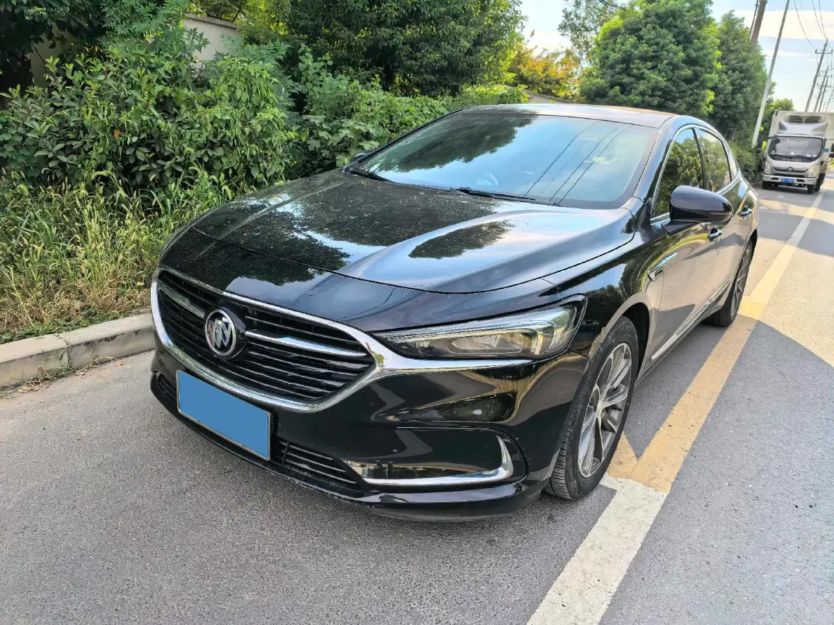 2020 Buick Larcosse 2.0T 237HP L4 9AT