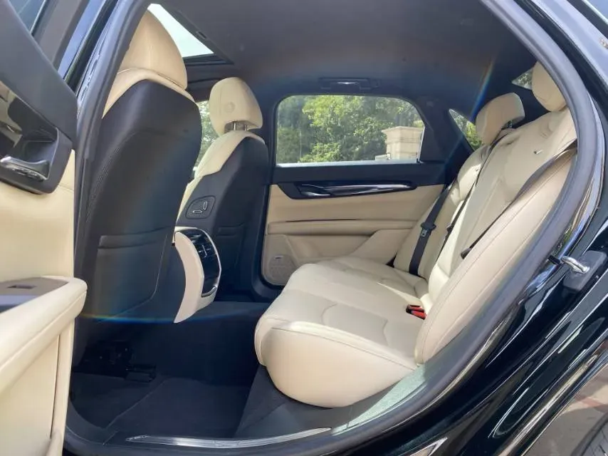 2020 Cadillac CT6 2.0T 241HP L4 10AT,autocango,china used car exporter,china ev exporter,chinese used car exporter,chinese used ev exporter