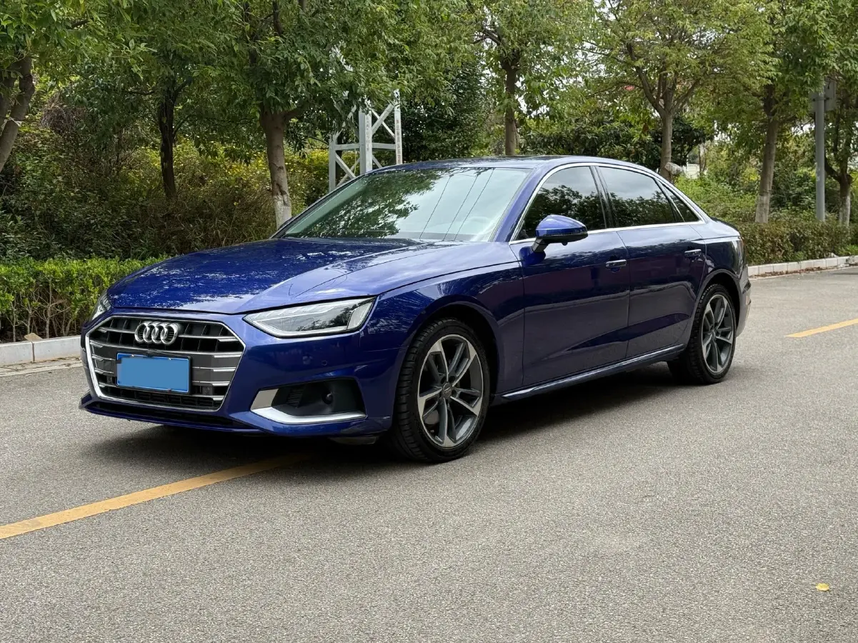 2020 Audi A4L 2.0T 150HP L4 7DCT