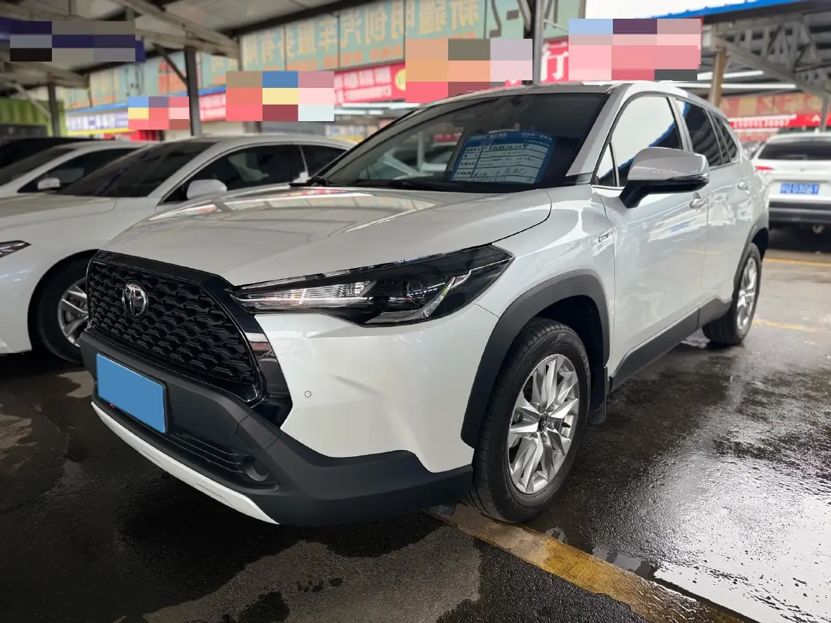 2024 Toyota Corolla Cross 2.0L 152HP L4 E-CVT Hybrid