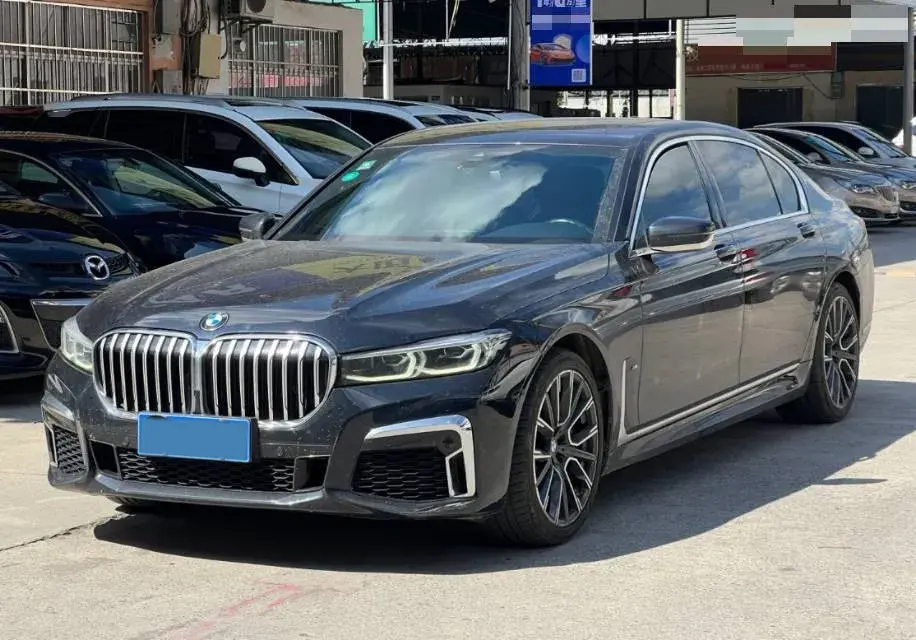 2019 BMW 7 Series 3.0T 340HP L6 8AT
