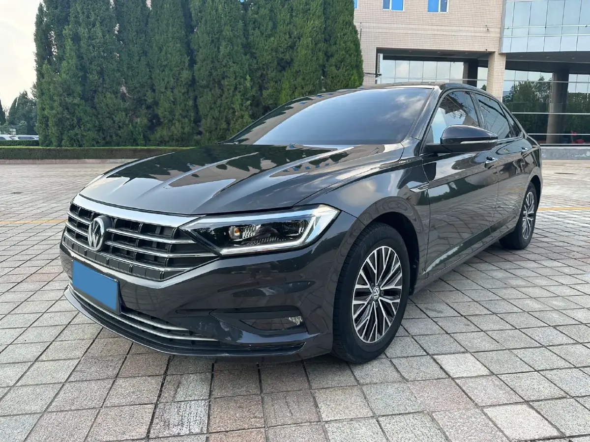 2021 Volkswagen Sagitar 1.4T 150HP L4 7DCT