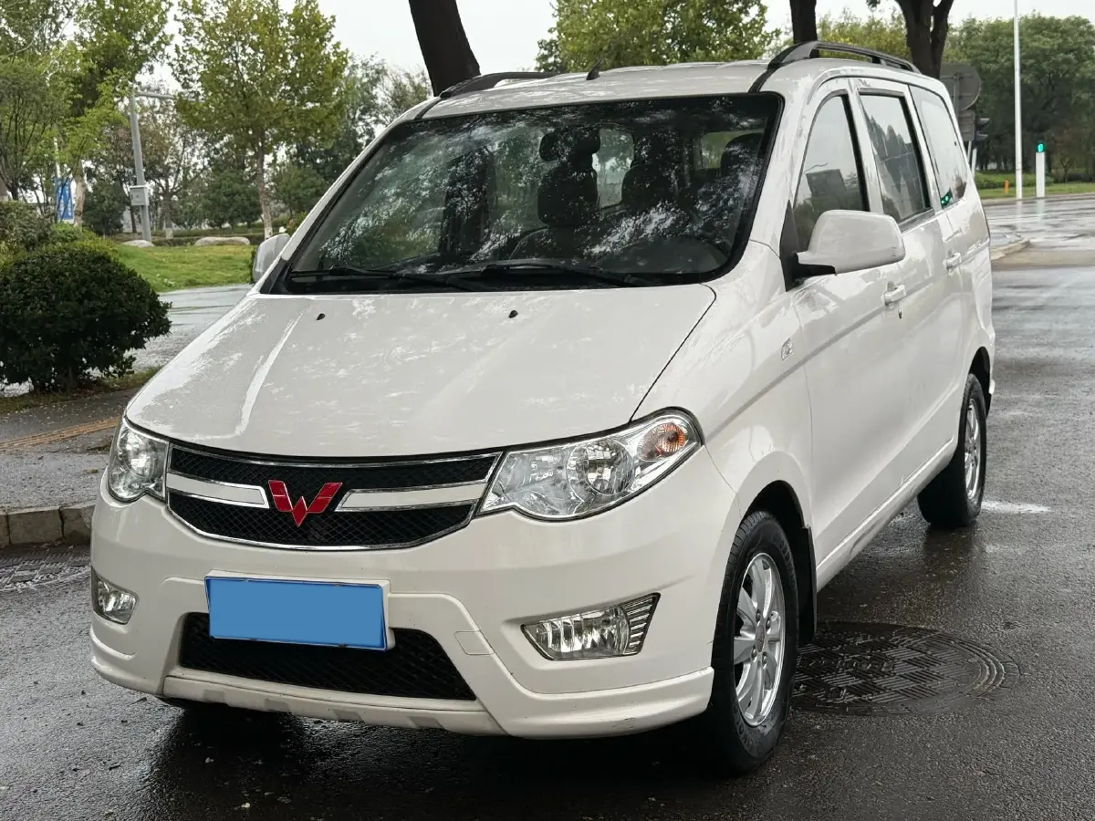 2016 WuLing HongGuang 1.5L 112HP L4 5MT