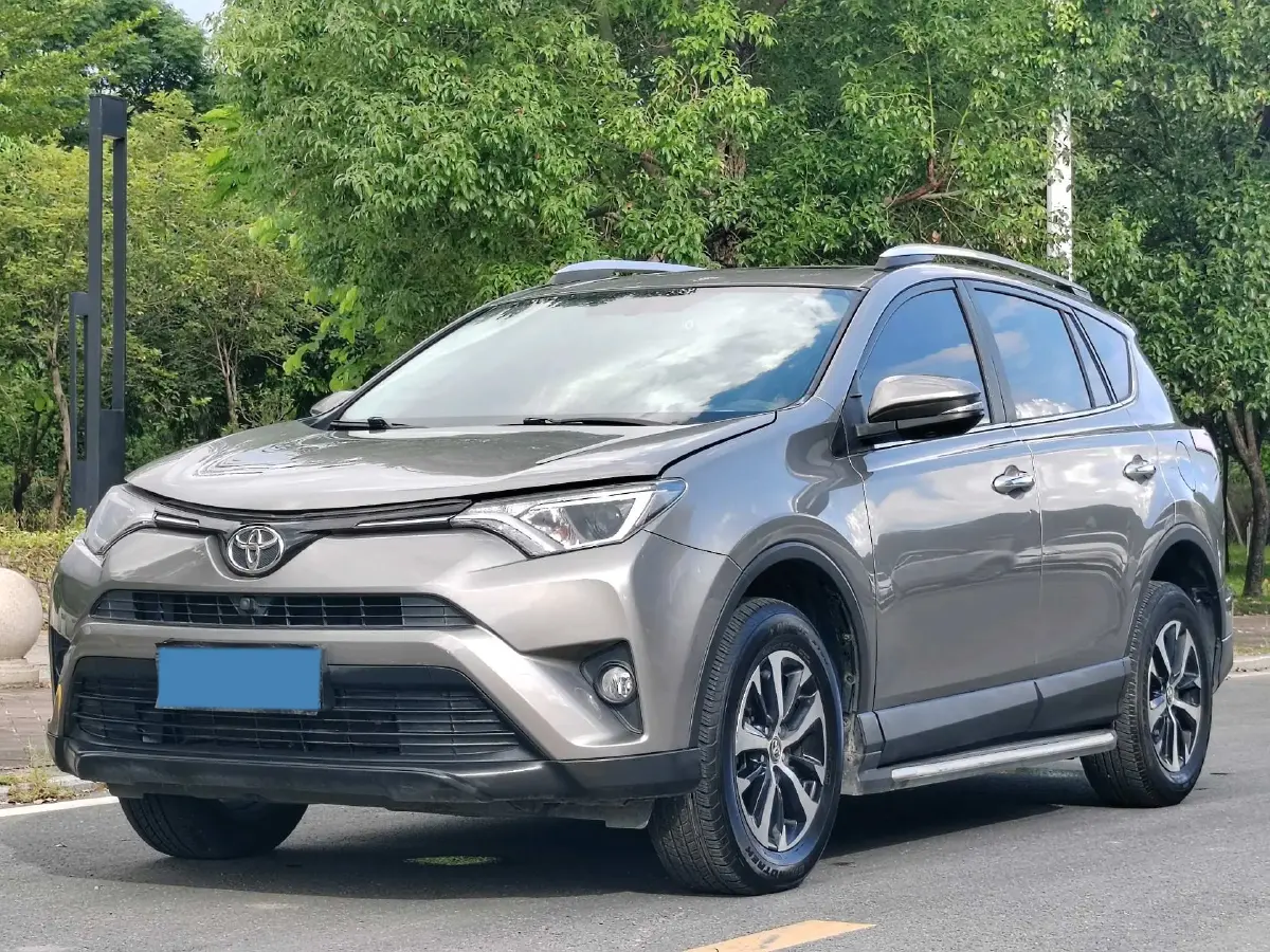 2019 Toyota RAV4 2.0L 151HP L4 CVT