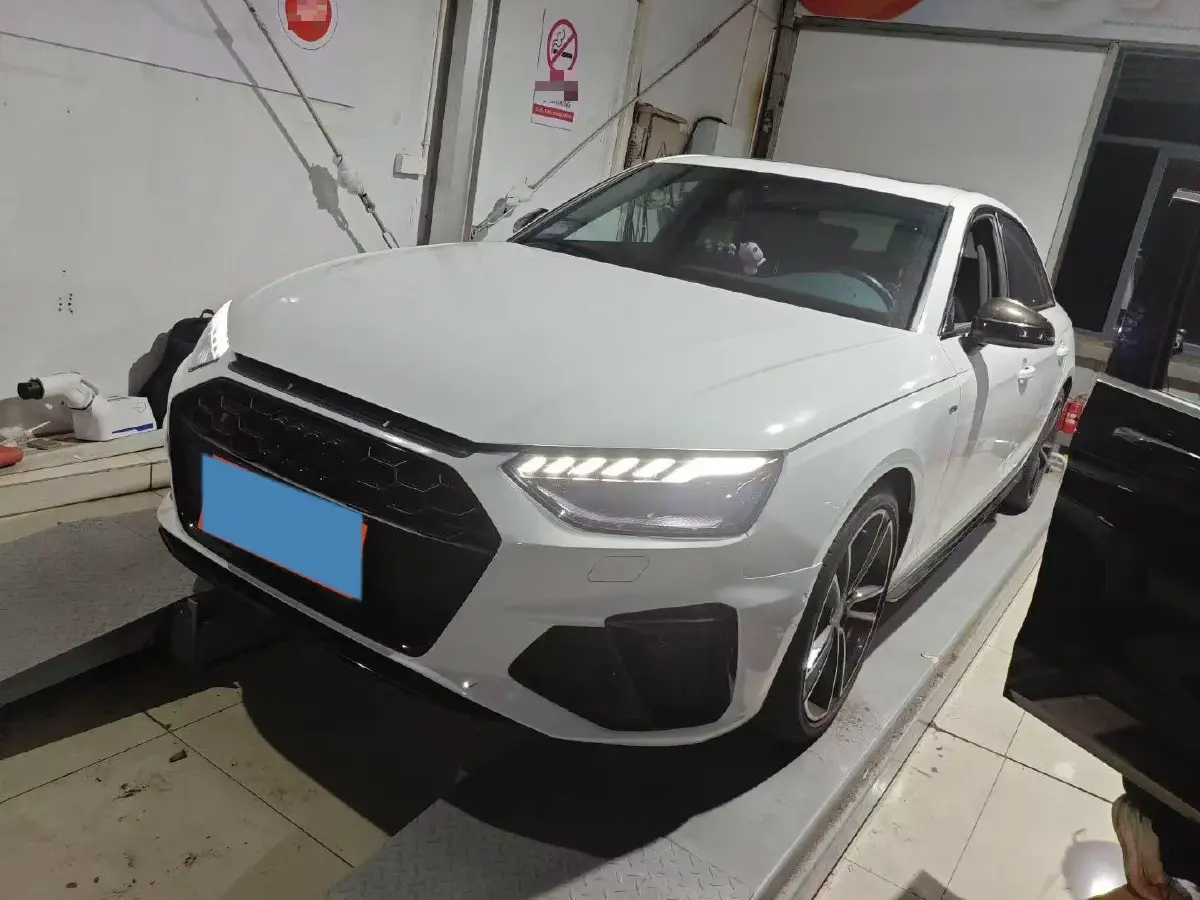 2024 Audi A4L 2.0T 245HP L4 7DCT