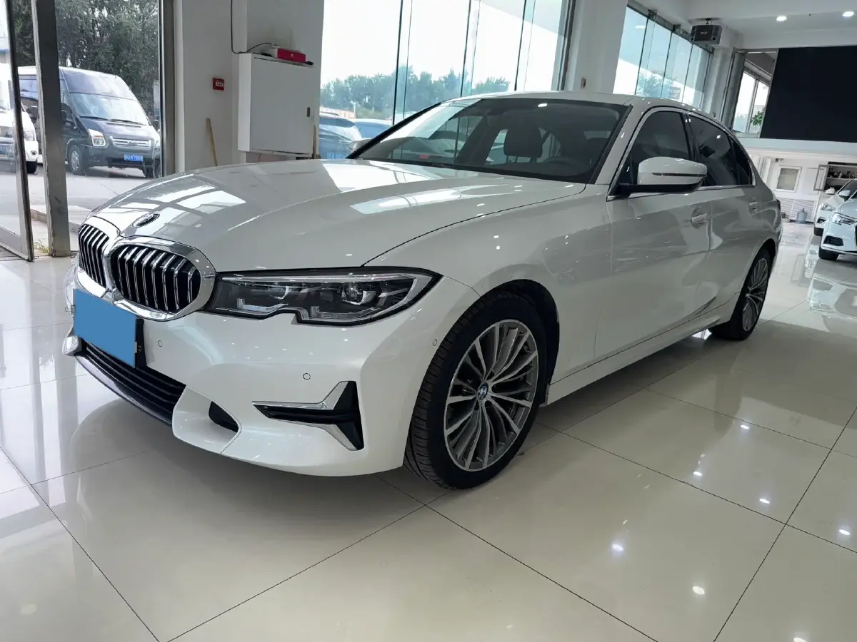 2020 BMW 3 Series 2.0T 184HP L4 8AT