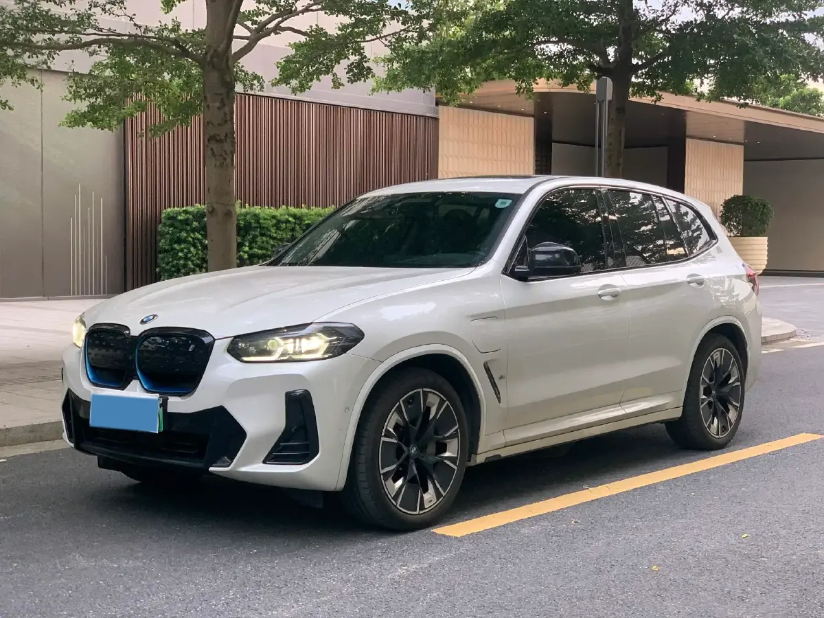 2022 BMW iX3 BEV 80KWH