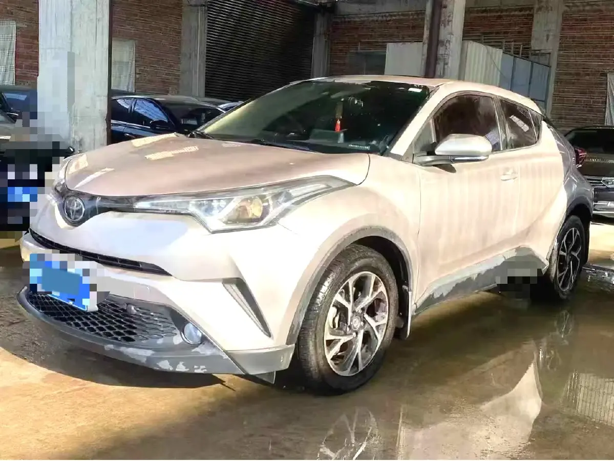 2020 Toyota C-HR 2.0L 171HP L4 CVT