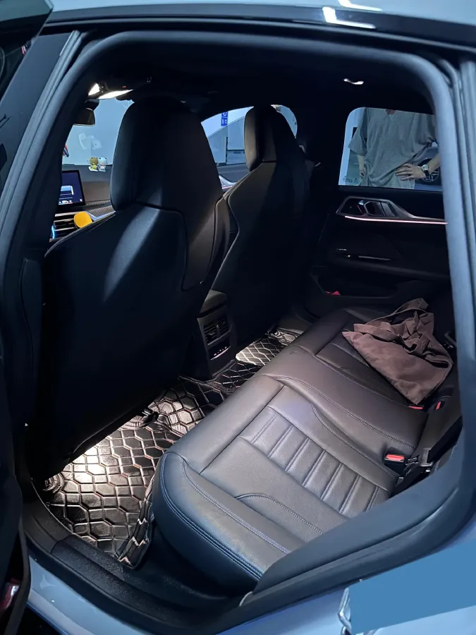 2022 BMW i4 BEV 83.9KWH,autocango,china used car exporter,china ev exporter,chinese used car exporter,chinese used ev exporter