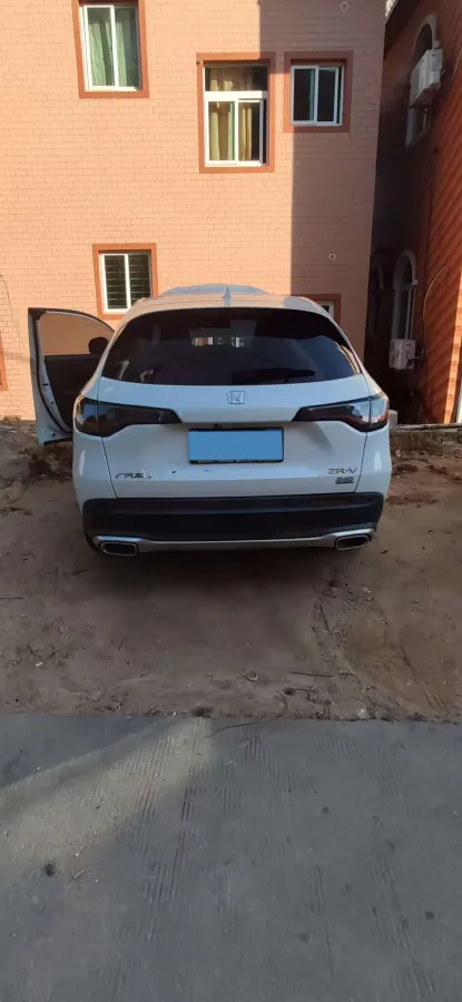 2023 Honda ZR-V 1.5T 182HP L4 CVT,autocango,china used car exporter,china ev exporter,chinese used car exporter,chinese used ev exporter