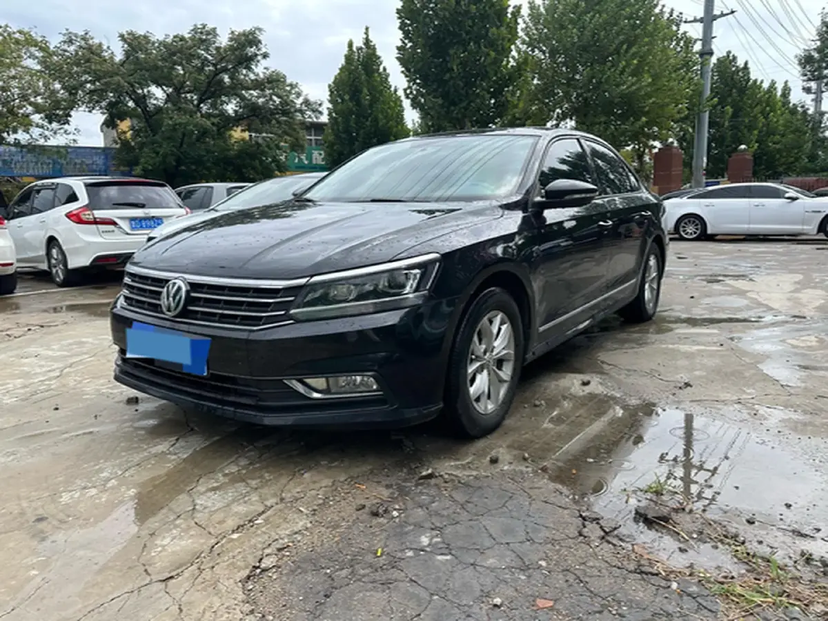 2017 Volkswagen Passat 1.4T 150HP L4 7DCT