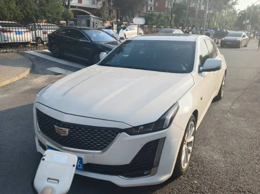 2021 Cadillac CT5 2.0T 237HP L4 10AT