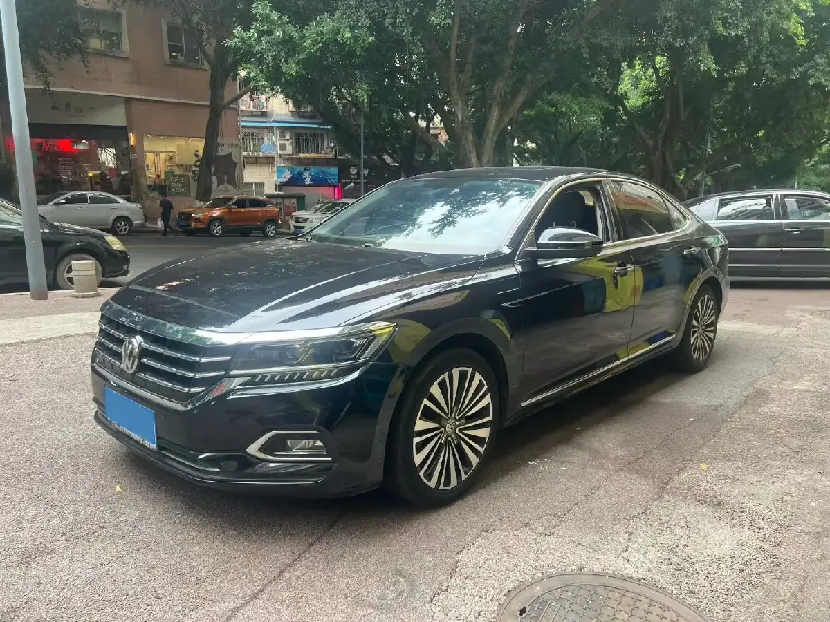 2020 Volkswagen Passat 2.0T 186HP L4 7DCT