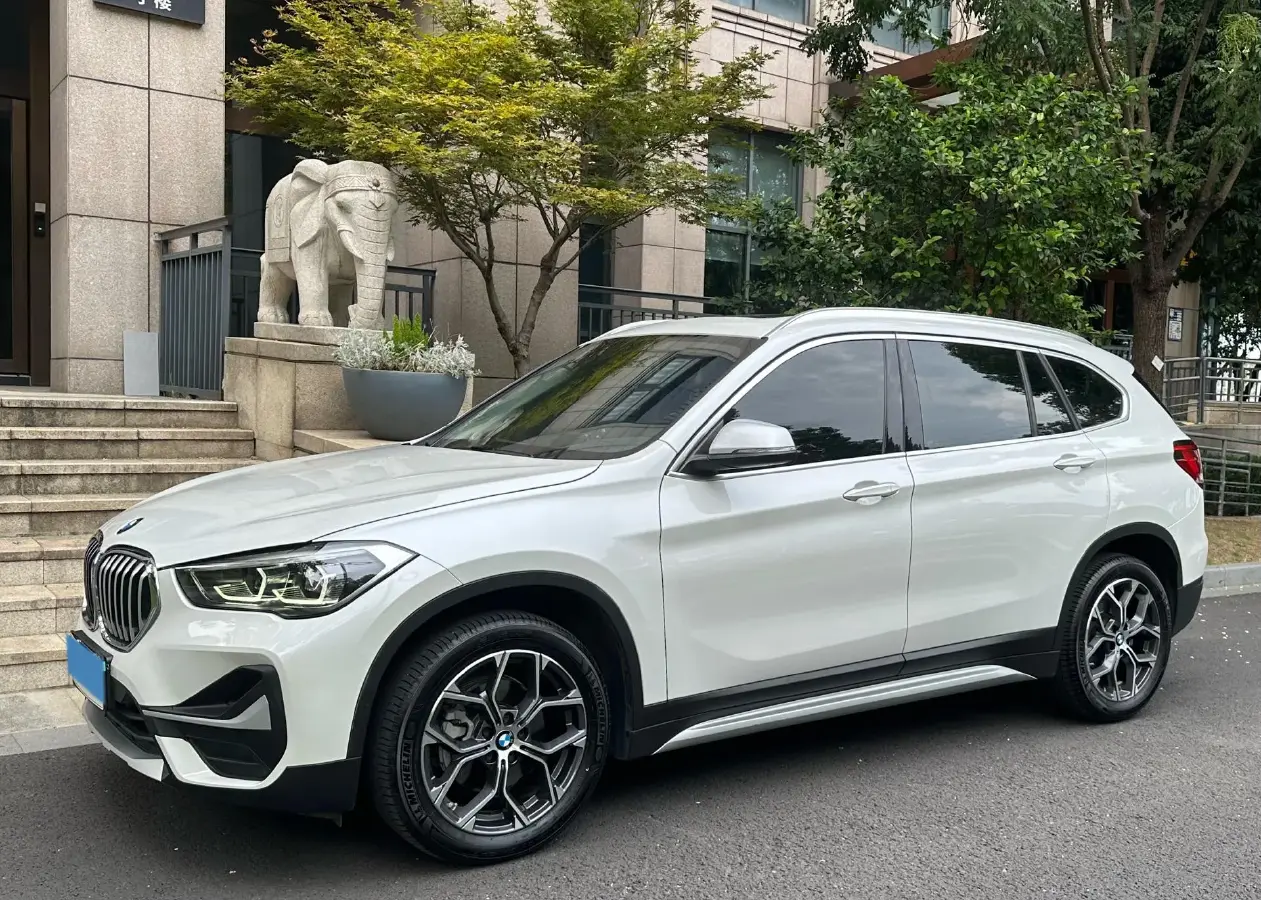 2022 BMW X1 1.5T 140HP L3 7DCT
