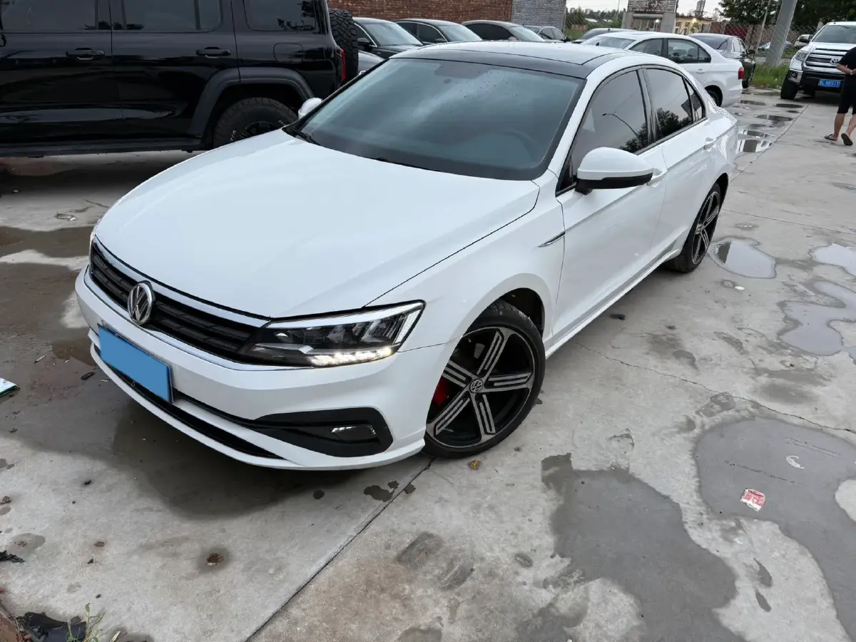2019 Volkswagen Lamando 1.4T 131HP L4 7DCT