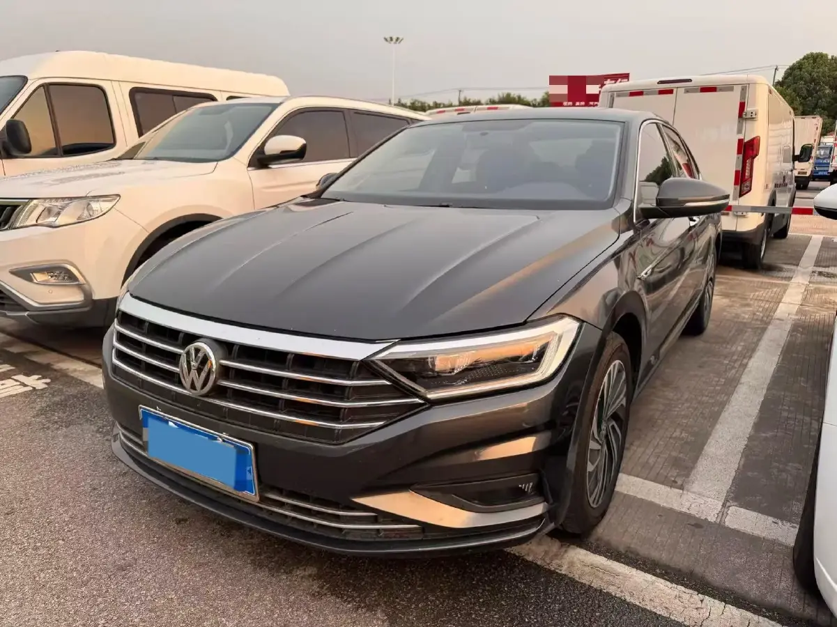 2022 Volkswagen Sagitar 1.4T 150HP L4 7DCT