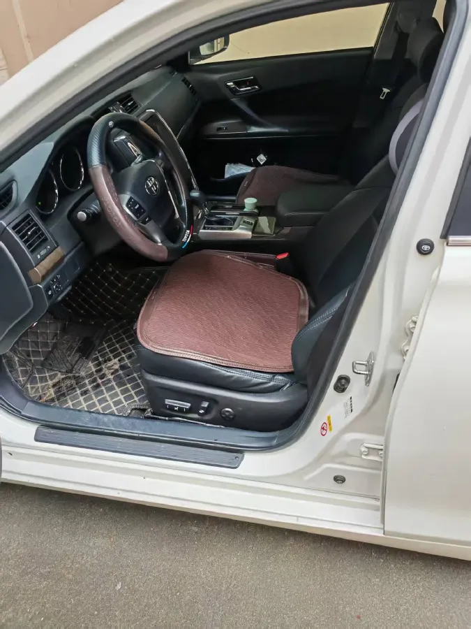 2013 Toyota Reiz 2.5L 193HP V6 6AT,autocango,china used car exporter,china ev exporter,chinese used car exporter,chinese used ev exporter