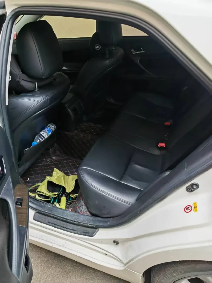 2013 Toyota Reiz 2.5L 193HP V6 6AT,autocango,china used car exporter,china ev exporter,chinese used car exporter,chinese used ev exporter