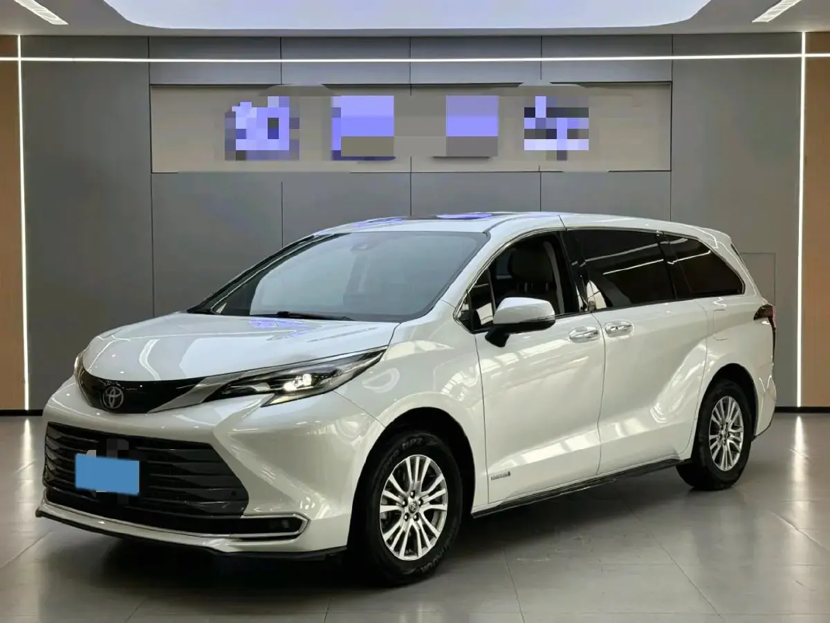 2021 Toyota Sienna 2.5L 192HP L4 E-CVT Hybrid