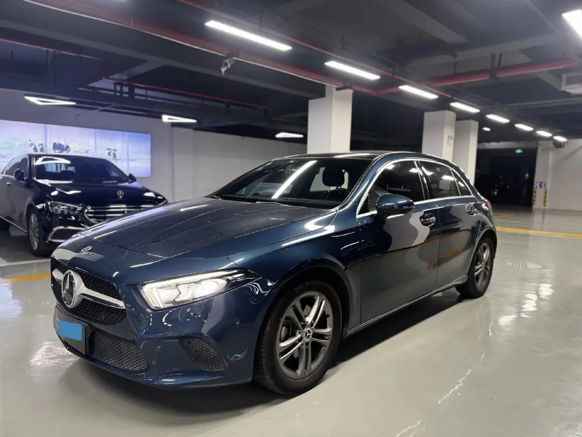 2019 Mercedes-Benz A Class 1.3T 163HP L4 7DCT