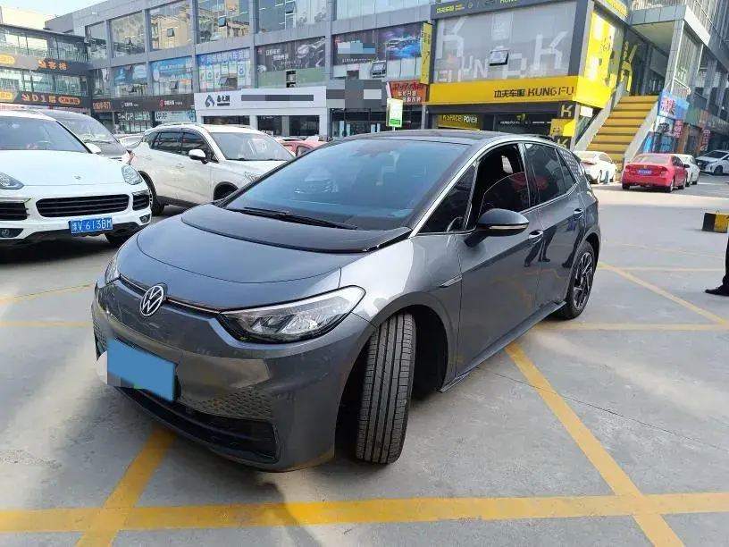 2023 Volkswagen ID.3 BEV 52.8KWH