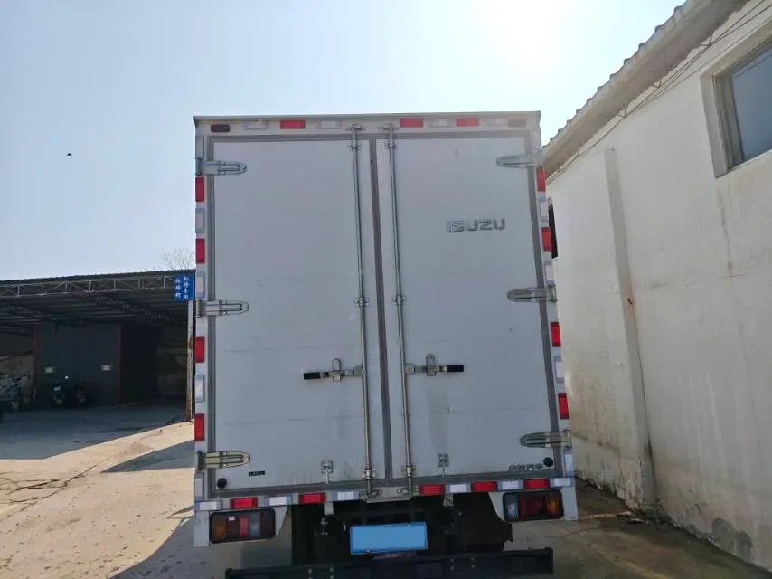 2025 Isuzu Light Truck 6MT,autocango,china used car exporter,china ev exporter,chinese used car exporter,chinese used ev exporter