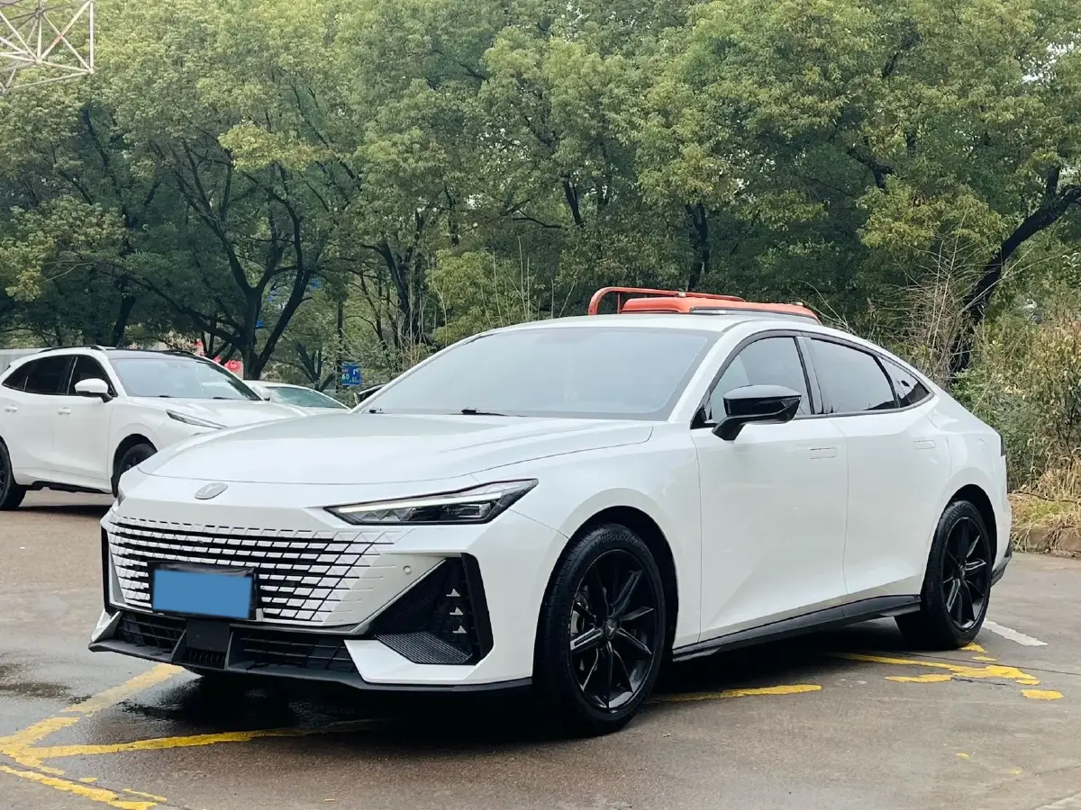2022 ChangAn UNI-V 1.5T 188HP L4 7DCT