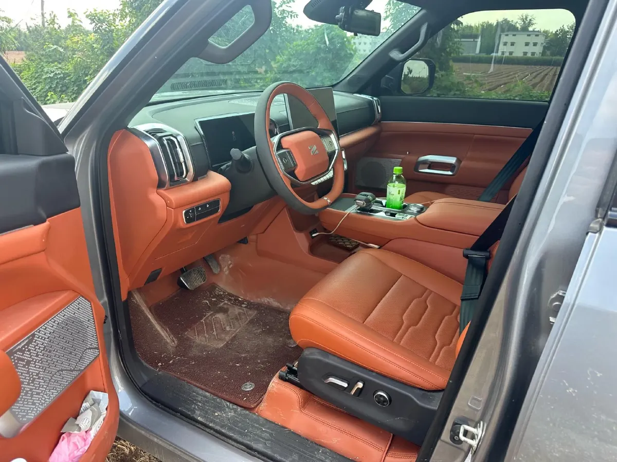 2025 Dongfeng Z9 GE PHEV 1.5T 147HP L4 4DHT PHEV,autocango,china used car exporter,china ev exporter,chinese used car exporter,chinese used ev exporter