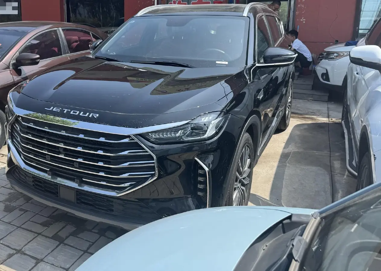 2024 Jetour X70 Plus 1.6T 197HP L4 7DCT